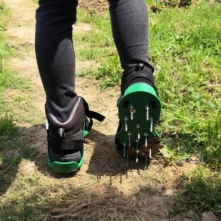 잔디밭 가꾸기 천공 샌들 잔디못신발